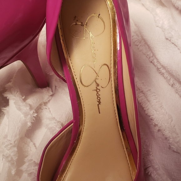 Heels - Picture 2 of 5